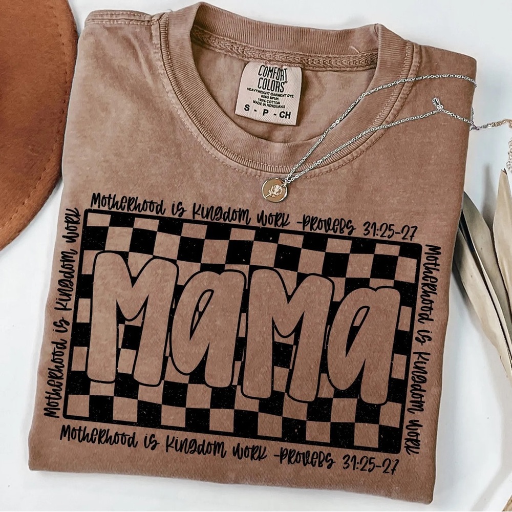 Comfort Colors Brown 'MaMA” Tshirt